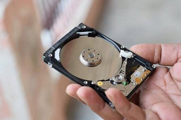 HDD vs. SSD : Quelle est la différence ?