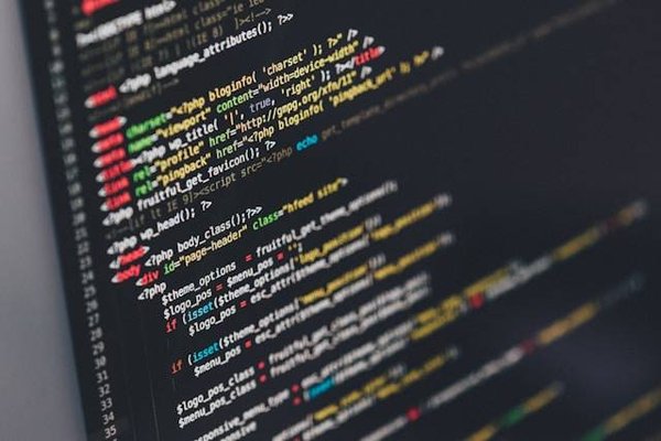10 étapes clés pour une création de site web sur mesure qui se démarque